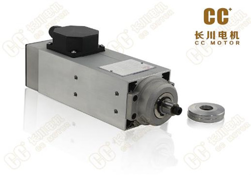 双主轴带排钻包开料机加工家具有什么优势？
