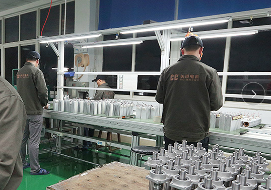 直流伺服电机与交流伺服电机应用领域对比